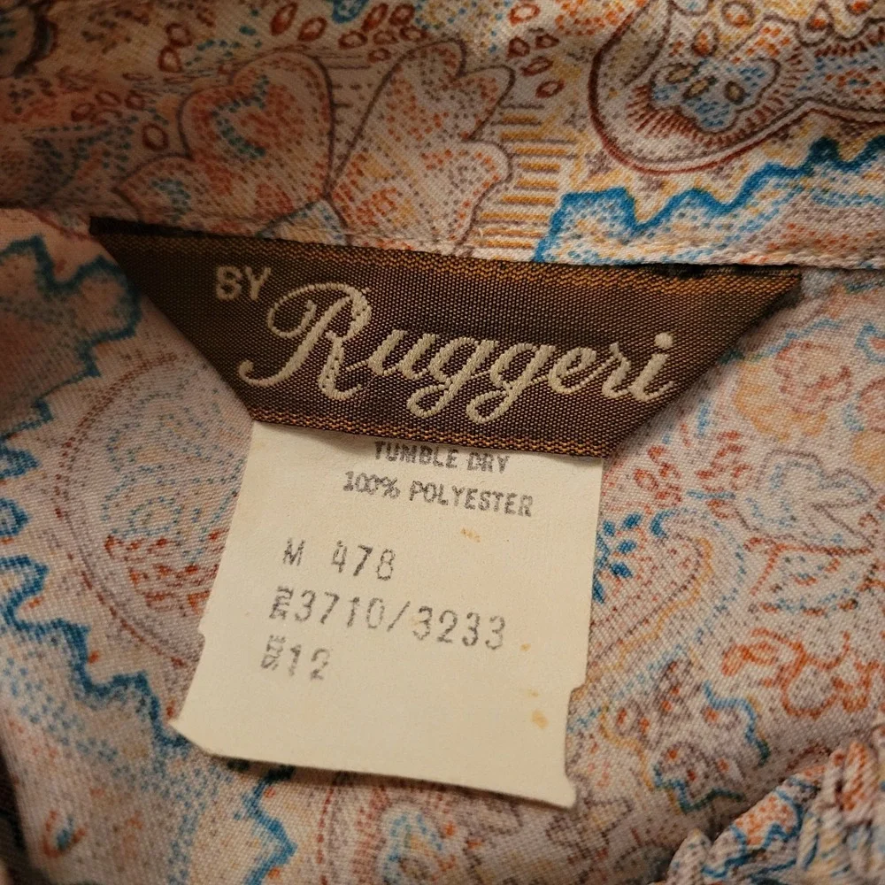 Vintage Western 12 Blouse Tan Paisley Ruffle Neck Puff Shoulder Lightweight Boho